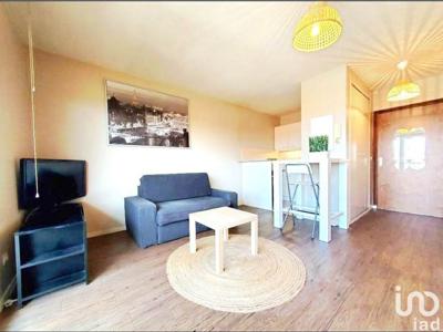 Appartement 1 pièce de 27 m² à Pontault-Combault (77340)