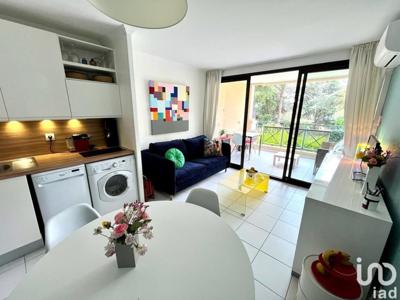 Appartement 2 pièces de 28 m² à Cannes (06150)