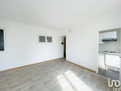 Appartement 2 pièces de 33 m² à Aubervilliers (93300)