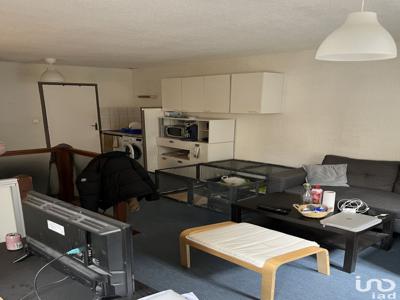 Appartement 2 pièces de 41 m² à Clermont-Ferrand (63000)