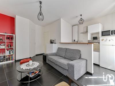 Appartement 2 pièces de 42 m² à Rosny-sous-Bois (93110)