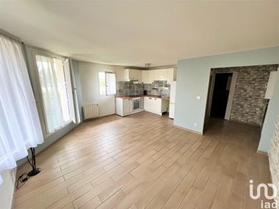 Appartement 2 pièces de 43 m² à Lésigny (77150)