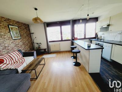 Appartement 2 pièces de 44 m² à Chambéry (73000)