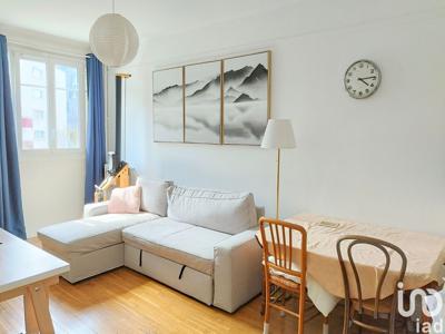 Appartement 2 pièces de 44 m² à Les Lilas (93260)