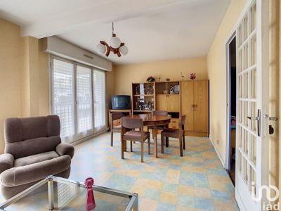 Appartement 2 pièces de 49 m² à Saint-Brieuc (22000)