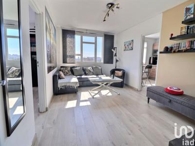 Appartement 2 pièces de 53 m² à Marseille (13010)