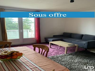 Appartement 3 pièces de 56 m² à Cholet (49300)