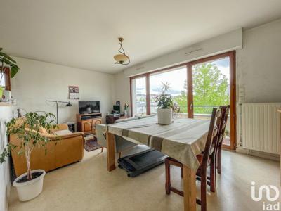 Appartement 3 pièces de 56 m² à Saint-Jacques-de-la-Lande (35136)