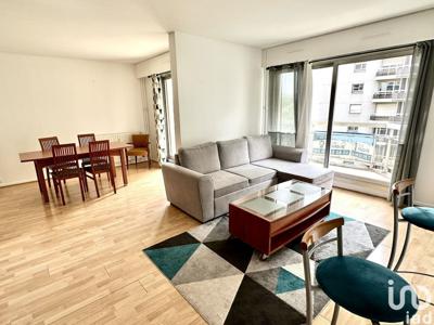 Appartement 3 pièces de 66 m² à Courbevoie (92400)
