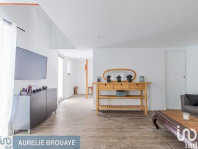 Appartement 3 pièces de 70 m² à Arcueil (94110)