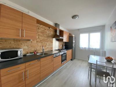 Appartement 3 pièces de 70 m² à Tours (37200)