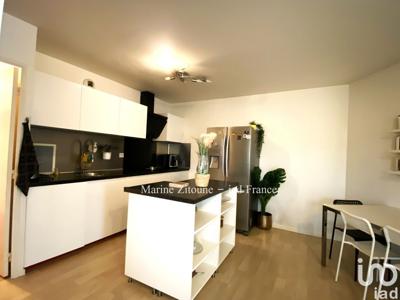 Appartement 4 pièces de 71 m² à Aulnay-sous-Bois (93600)