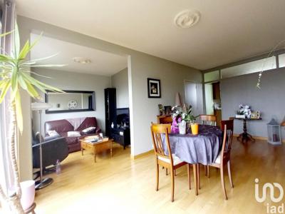 Appartement 4 pièces de 73 m² à Roubaix (59100)