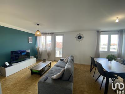 Appartement 4 pièces de 82 m² à Clermont-Ferrand (63100)