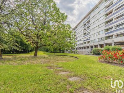 Appartement 4 pièces de 83 m² à Grenoble (38100)