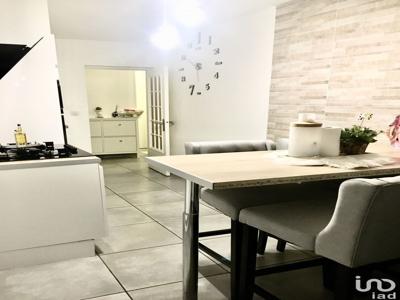 Appartement 4 pièces de 83 m² à Vénissieux (69200)