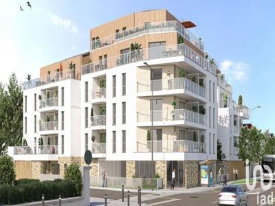 Appartement 4 pièces de 91 m² à Vannes (56000)