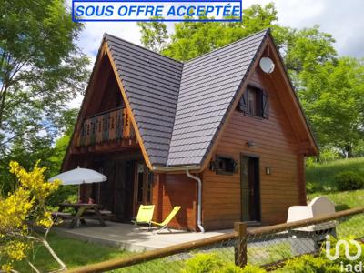 Châlet 3 pièces de 54 m² à Mont-Dore (63240)