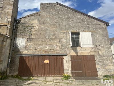 Maison 1 pièce de 40 m² à Langres (52200)