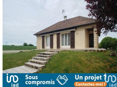 Maison 3 pièces de 74 m² à Saint-Calais (72120)