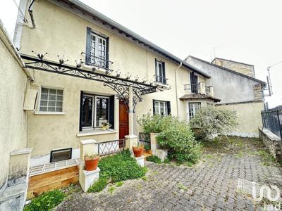 Maison 4 pièces de 123 m² à Héricy (77850)