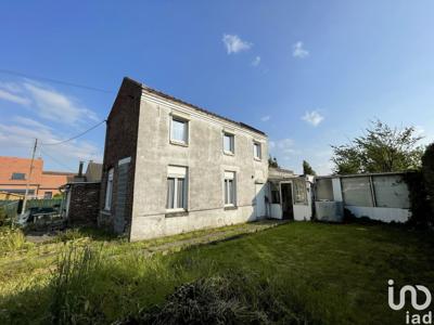 Maison 4 pièces de 70 m² à Hallennes-lez-Haubourdin (59320)