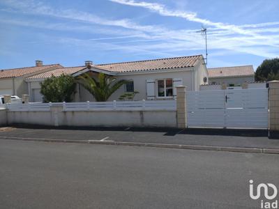 Maison 4 pièces de 78 m² à Saujon (17600)