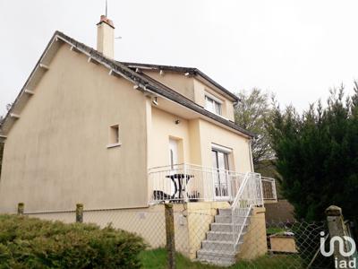 Maison 4 pièces de 85 m² à Beaumont-les-Autels (28480)