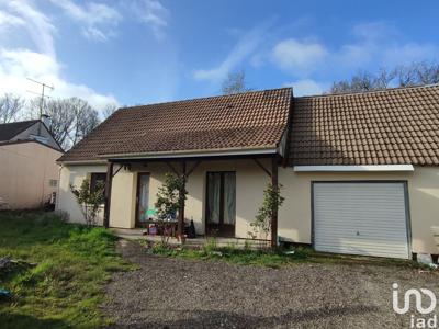 Maison 4 pièces de 89 m² à Bazoches-sur-le-Betz (45210)