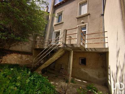 Maison 5 pièces de 120 m² à Châteauroux (36000)