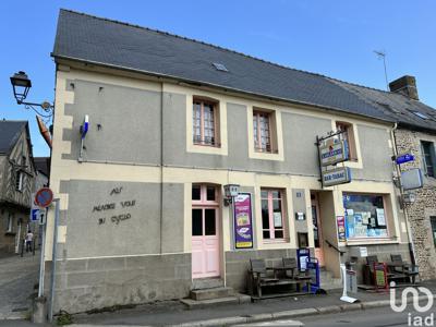 Maison 5 pièces de 150 m² à Bazouges-la-Pérouse (35560)