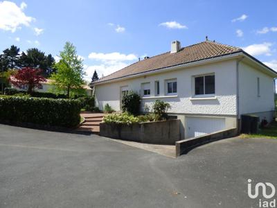 Maison 6 pièces de 133 m² à Sèvremoine (49230)