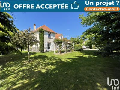 Maison 6 pièces de 190 m² à Saint-Denis-en-Val (45560)