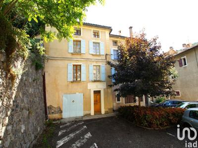Maison 8 pièces de 255 m² à Digne-les-Bains (04000)
