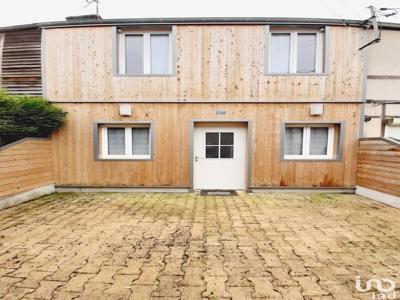 Maison de village 4 pièces de 51 m² à Saint-Nicolas-d'Aliermont (76510)