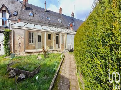 Maison de ville 6 pièces de 118 m² à Aubigny-sur-Nère (18700)