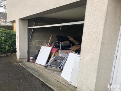 Parking/garage/box de 12 m² à Rennes (35000)