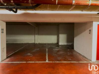 Parking/garage/box de 23 m² à Marseille (13013)