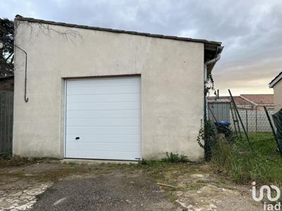 Parking/garage/box de 70 m² à Le Passage (47520)
