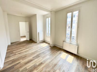 Appartement 2 pièces de 45 m² à Puteaux (92800)