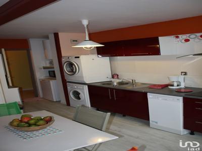 Appartement 2 pièces de 54 m² à Bordeaux (33000)