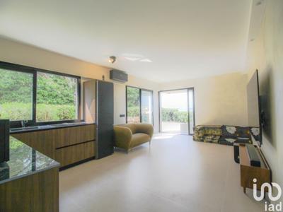 Appartement 3 pièces de 78 m² à Antibes (06160)