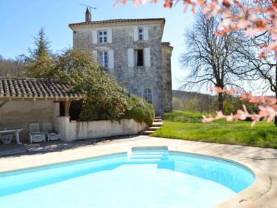 Maison de luxe de 11 pièces en vente à Roquecor, Occitanie