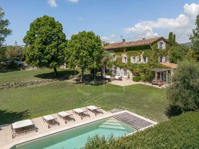 Villa de luxe de 4 pièces en vente Grasse, France