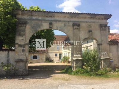 Maison de luxe 6 chambres en vente à Cognac, Poitou-Charentes