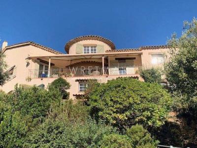 Villa de 8 pièces de luxe en vente Montauroux, Provence-Alpes-Côte d'Azur