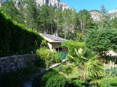 Chez Roger, petite maison indépendante au cœur du Géoparc de Haute-Provence