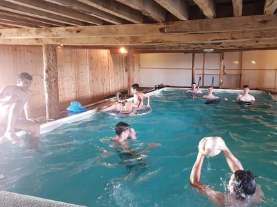 Gîte 10 personnes avec piscine intérieure chauffée
