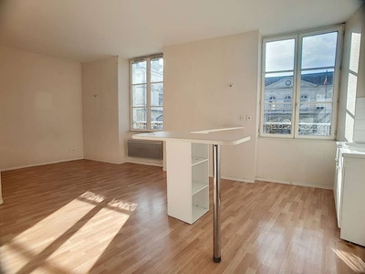 Location appartement 3 pièces 44 m²
