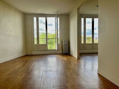 Location appartement 5 pièces 122.2 m²